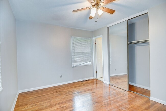 Building Photo - FOR RENT -  BRICK RANCH