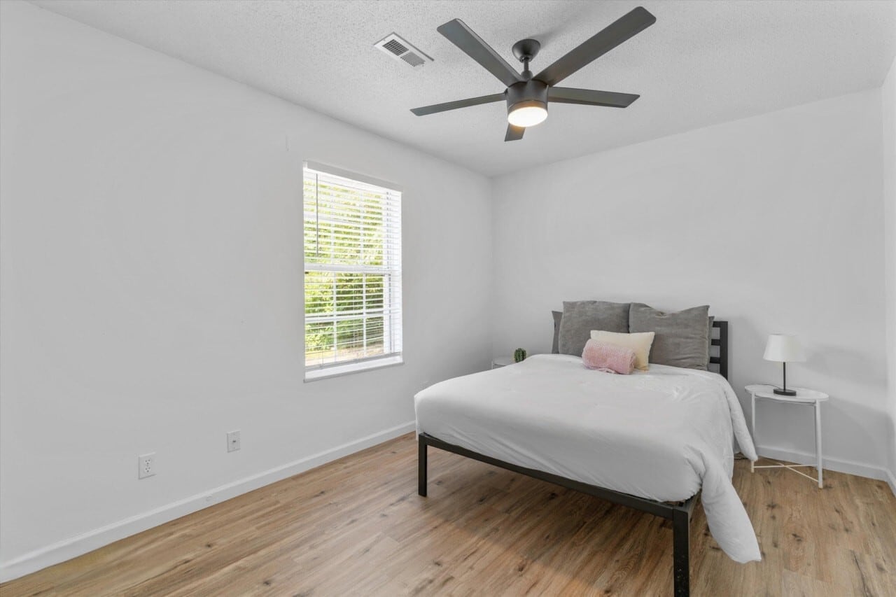 Bedroom - 1132 Fielding Dr