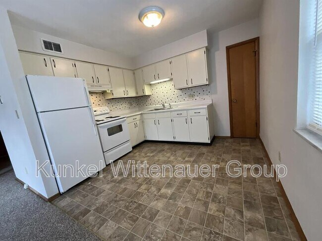 Building Photo - 510-C S 38th St