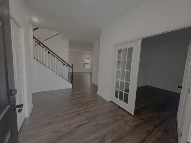 Building Photo - 5625 Burr Rdg Cir