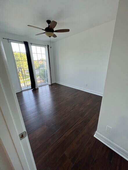 Building Photo - 10411 Belfry Cir