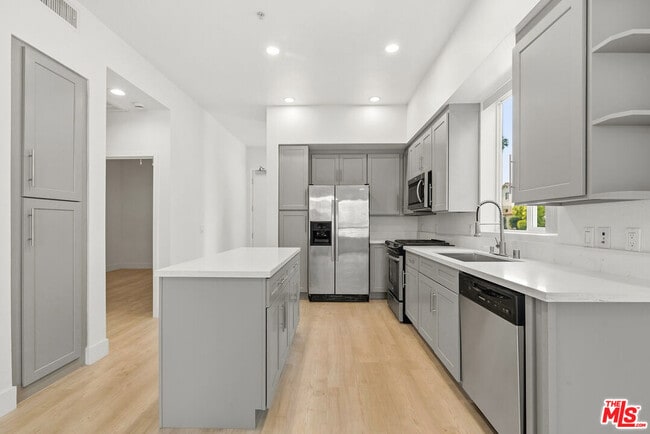 Building Photo - 12920 W Runway Rd