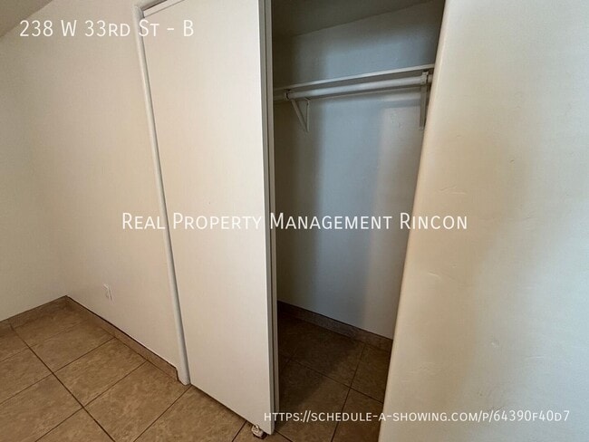 Building Photo - 238 W 33rd St
