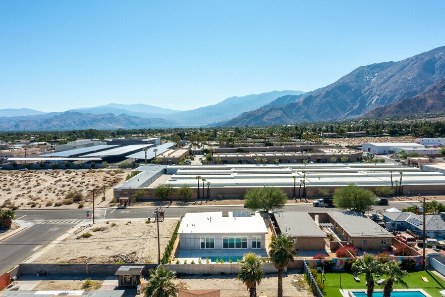 Building Photo - 416 Rosa Parks Rd