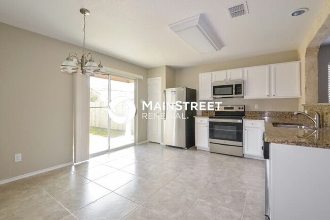Building Photo - 9318 Maple Silver
