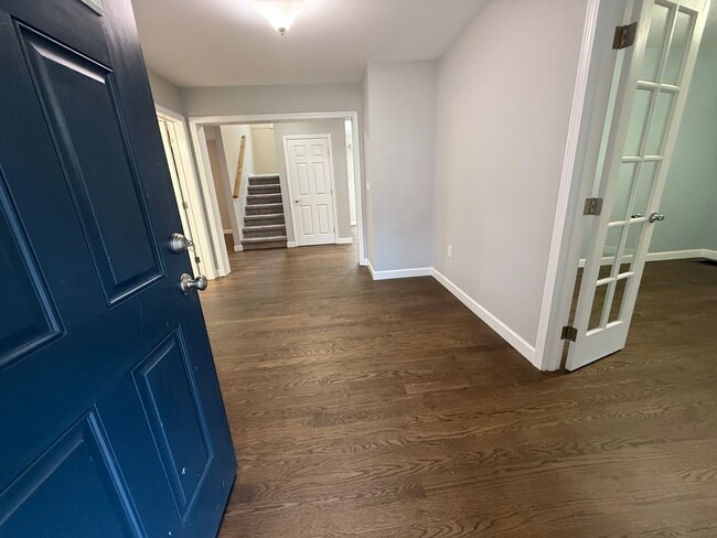 Building Photo - 317 Heather Glen Ln