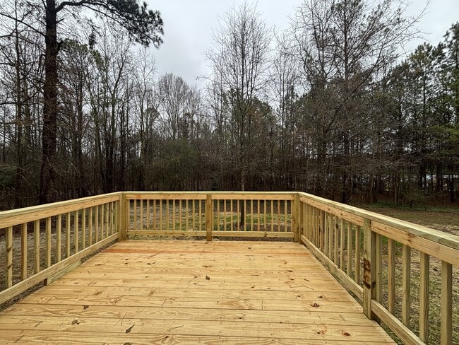 Building Photo - 6727 Seven Islands Rd