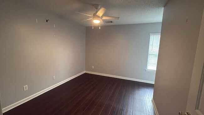 Building Photo - 387 Weatherstone Pl