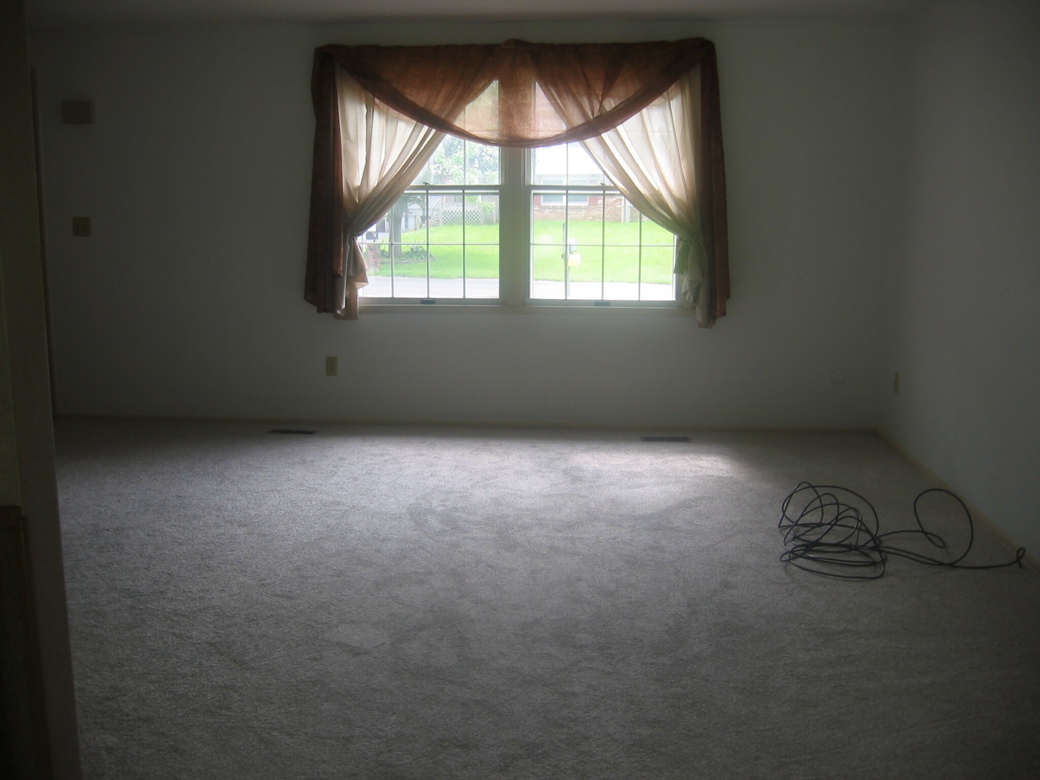 Living room - 8258 Larkspur Dr
