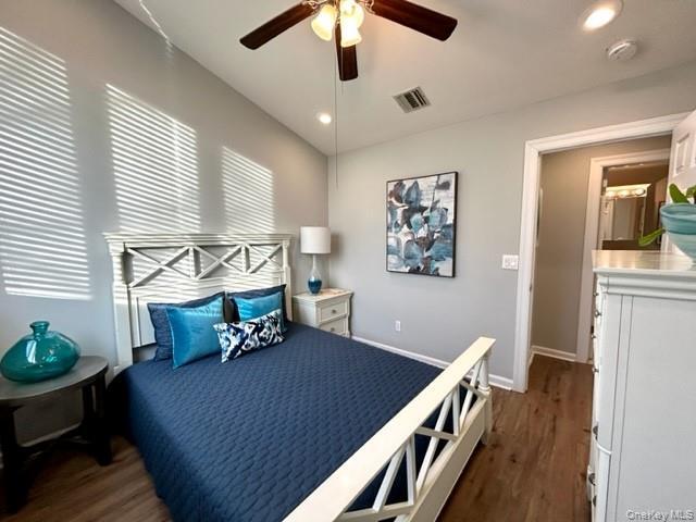 Building Photo - 265 E Main St