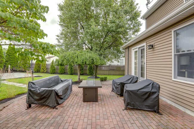 Back Yard / Patio - 151 Rambling Rd