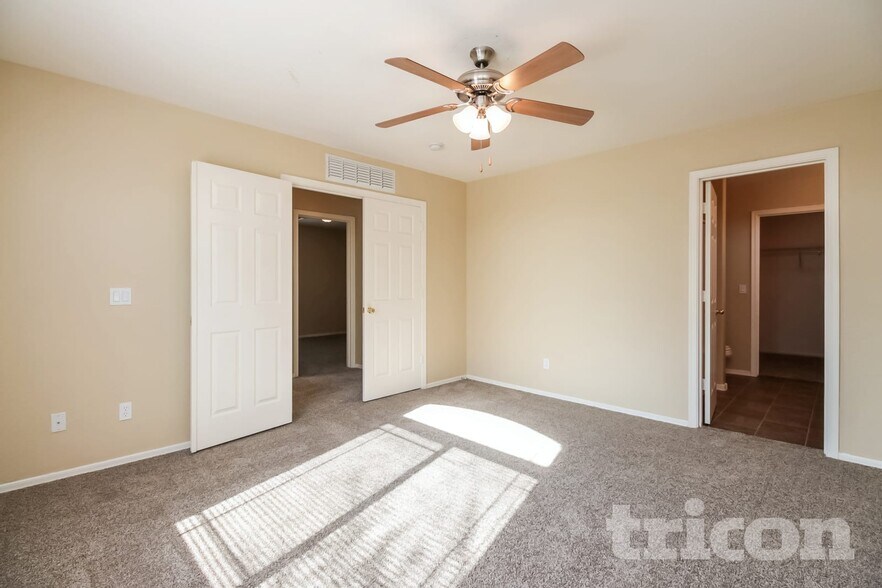 Building Photo - 8332 W Crown King Rd