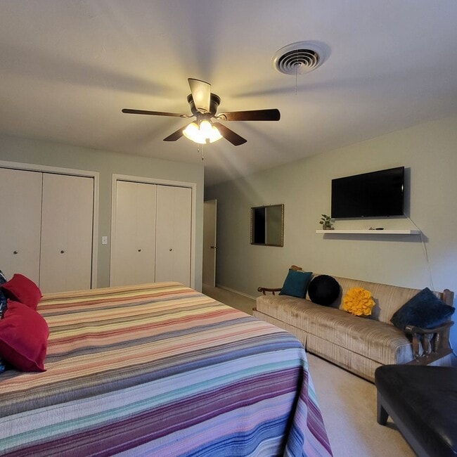 Building Photo - Furnished Rental for Lease
