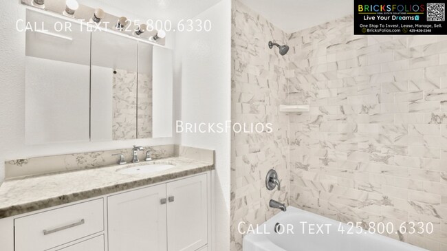 Building Photo - 14425 NE 40th St