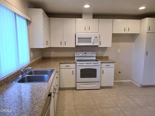 Building Photo - 23115 Village 23