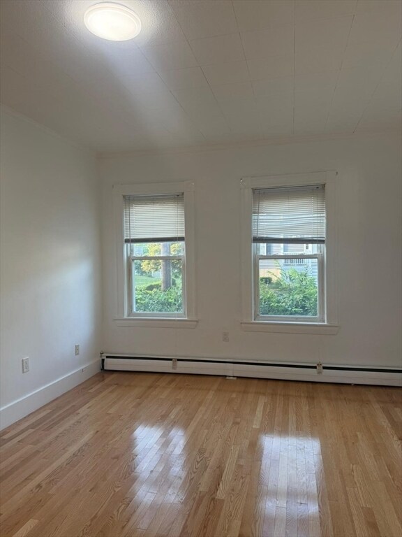 Building Photo - 100 Peever St