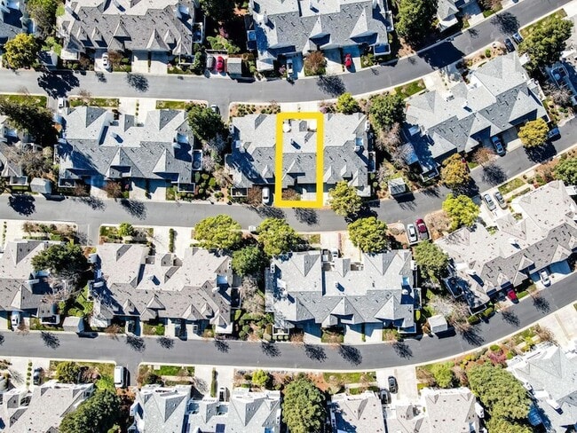 Building Photo - 7773 Beltane Dr