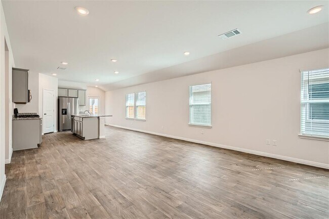 Building Photo - 117 Alamo Vine Ct