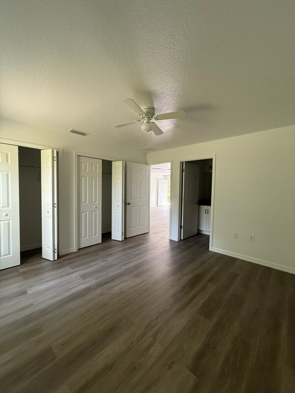 Building Photo - 53 Poplar Rd