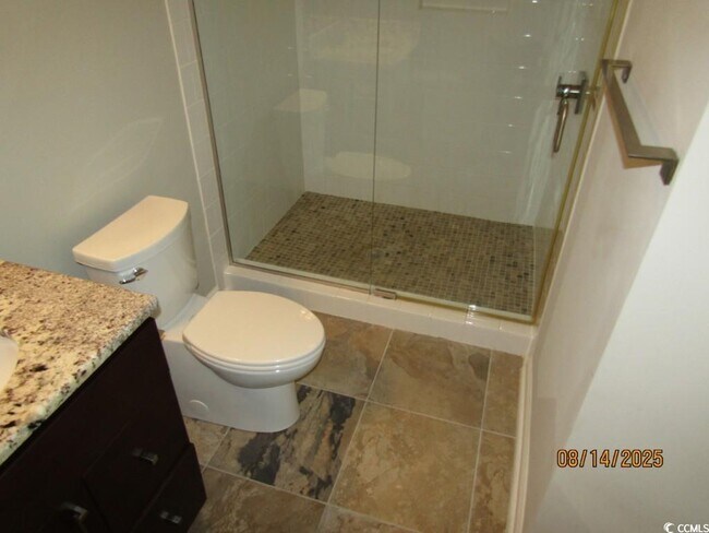 Building Photo - 4560 Greenbriar Dr