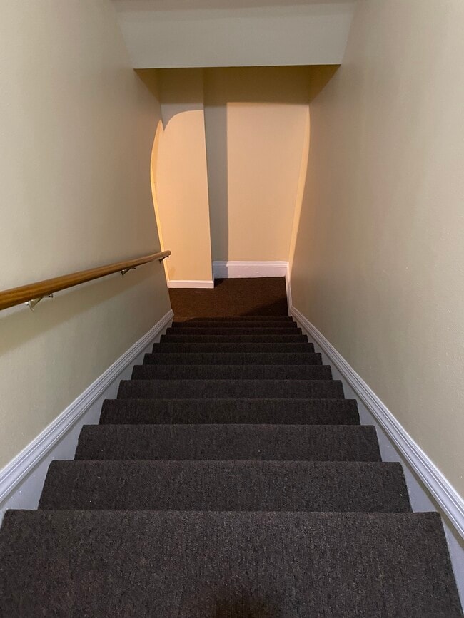 Building Photo - 610 Spruce St