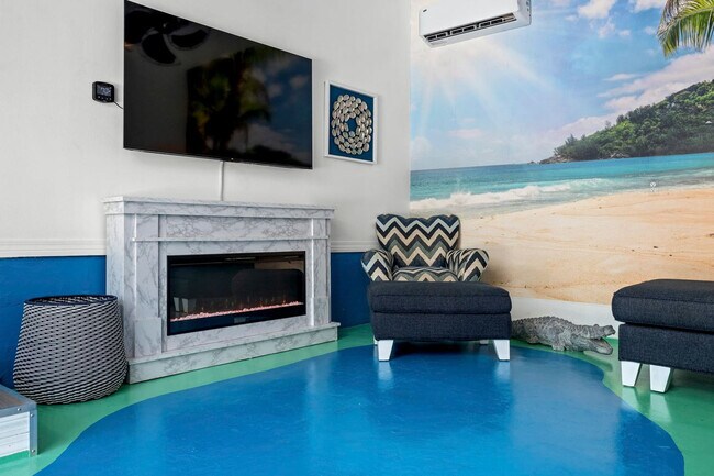 Building Photo - 4465 Clipper Cove