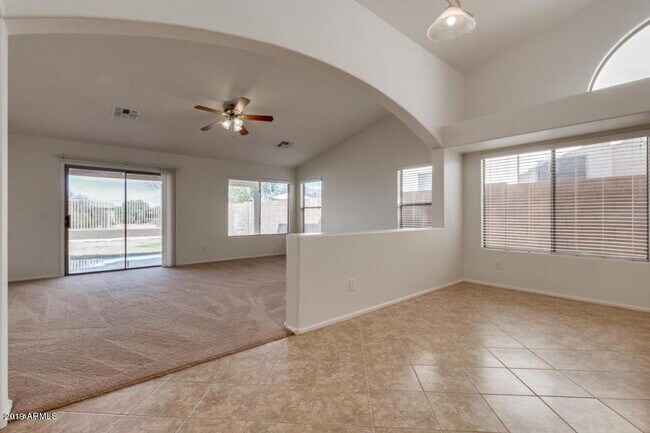 Building Photo - 42376 W Chisholm Dr