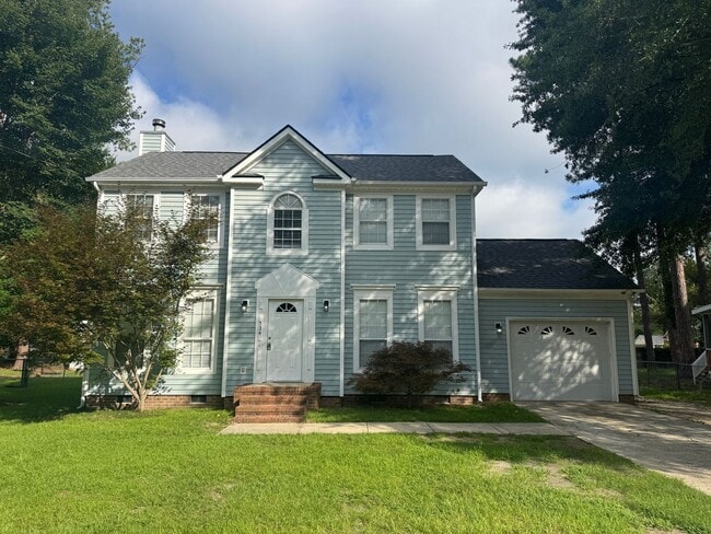 Primary Photo - Conveniently Located 3 Bed 2.5 Bath Home i...
