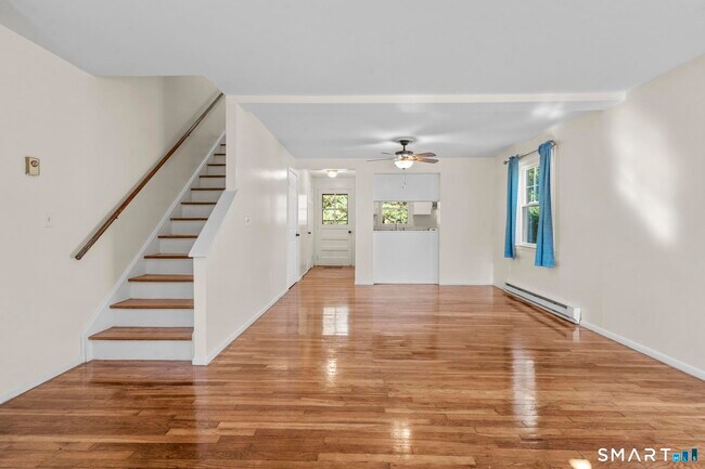 Building Photo - 675 Millville Ave