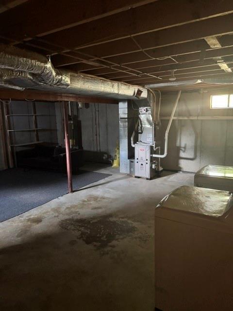 Building Photo - 44 Lark Ave
