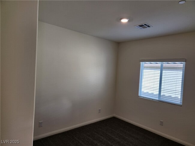 Building Photo - 10928 Preston Trails Ave
