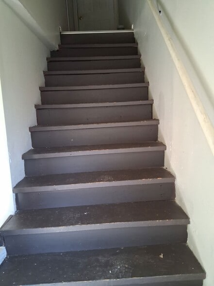 Building Photo - 3645 McCasland Ave