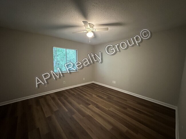 Building Photo - Cherry Hall Townhomes