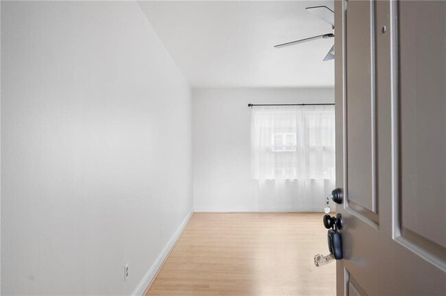 Building Photo - 757 Houston Mill Rd NE