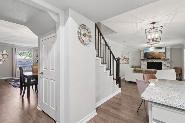 Building Photo - Beautifully Renovated Home with a Large Yard