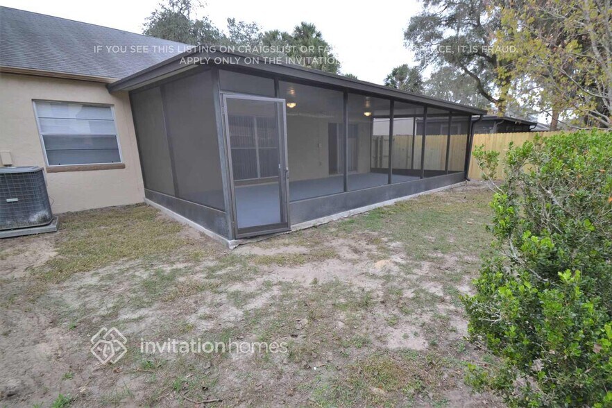 Building Photo - 4038 Forecast Dr