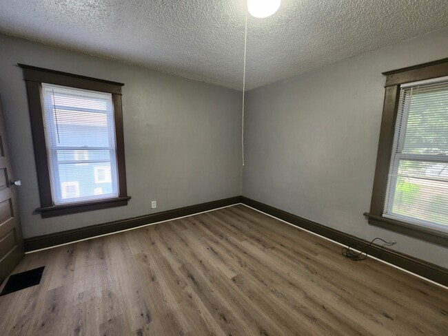 Building Photo - 525 Courtland St