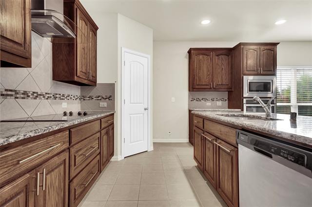 Building Photo - 926 Melshire Dr