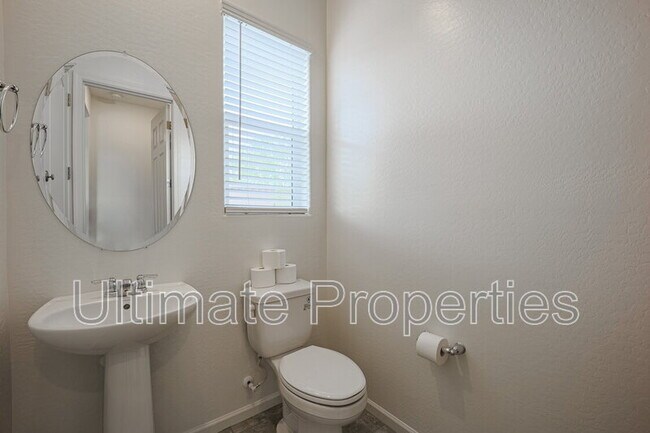 Building Photo - 25172 N 106th Dr
