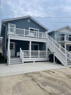 Building Photo - 2403 Central Ave