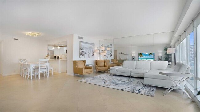 Building Photo - 3430 Galt Ocean Dr