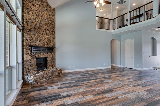 Building Photo - 4152 Las Colina Dr