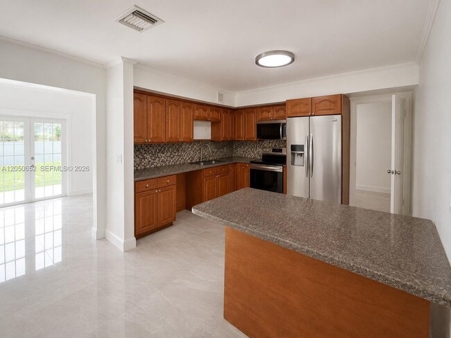 Building Photo - 2100 N 52nd Ave