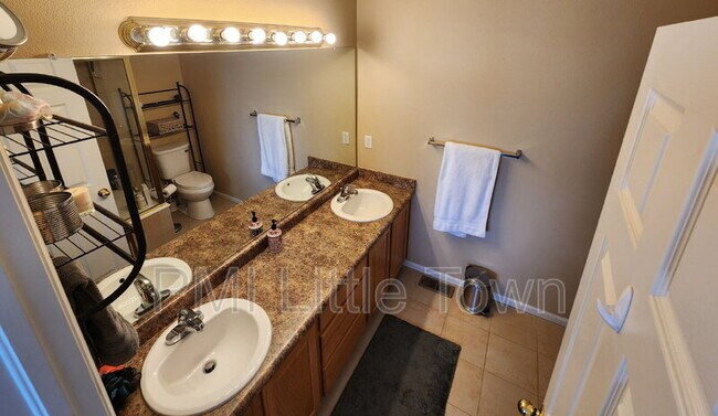 Building Photo - 2773 W Riverwalk Cir