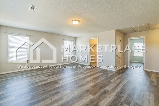 Building Photo - 2504 Elmwood Ave