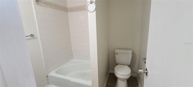 Building Photo - 1101 Spring Meadow Dr