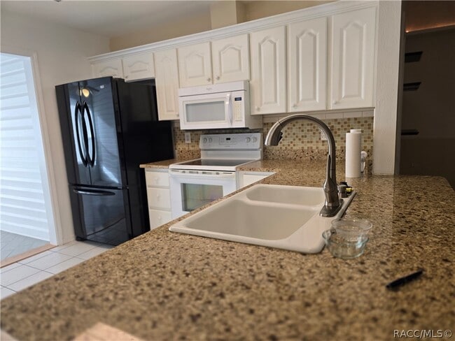 Building Photo - 2280 N Hardee Point