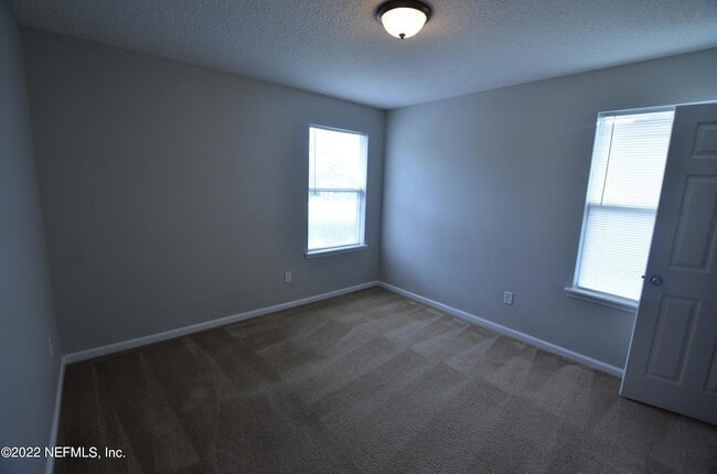 Building Photo - 4530 Oak Moss Loop