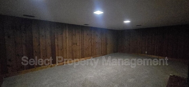 Building Photo - 7611 Aboite Center Rd