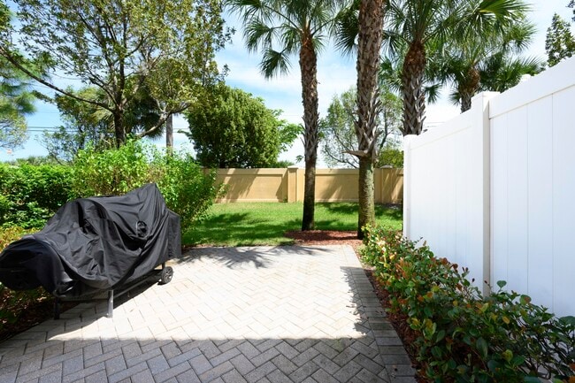 Building Photo - 5817 Monterra Club Dr